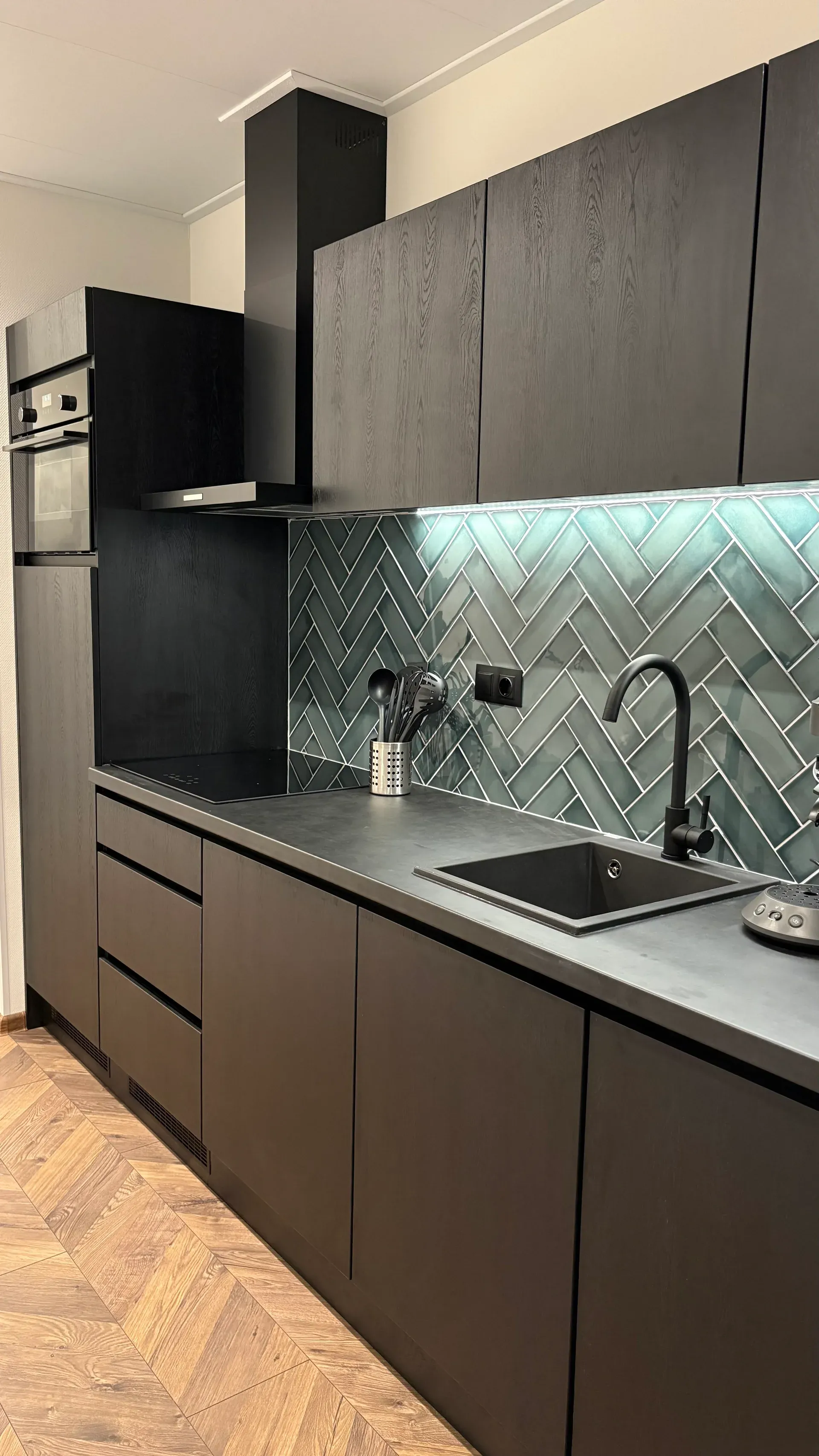 Volledig uitgeruste keuken in vakantiehuis Veluwe Hoenderloo - met alle moderne voorzieningen