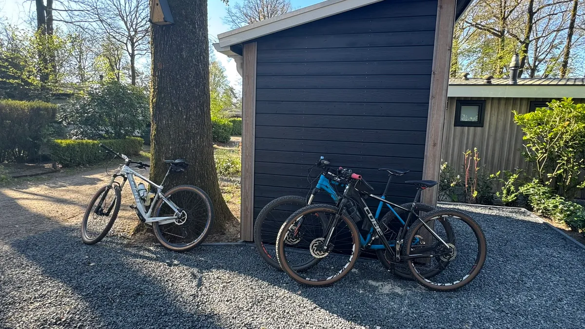 Mountainbikes bij het vakantiehuis Woeste Hoogte nr 15